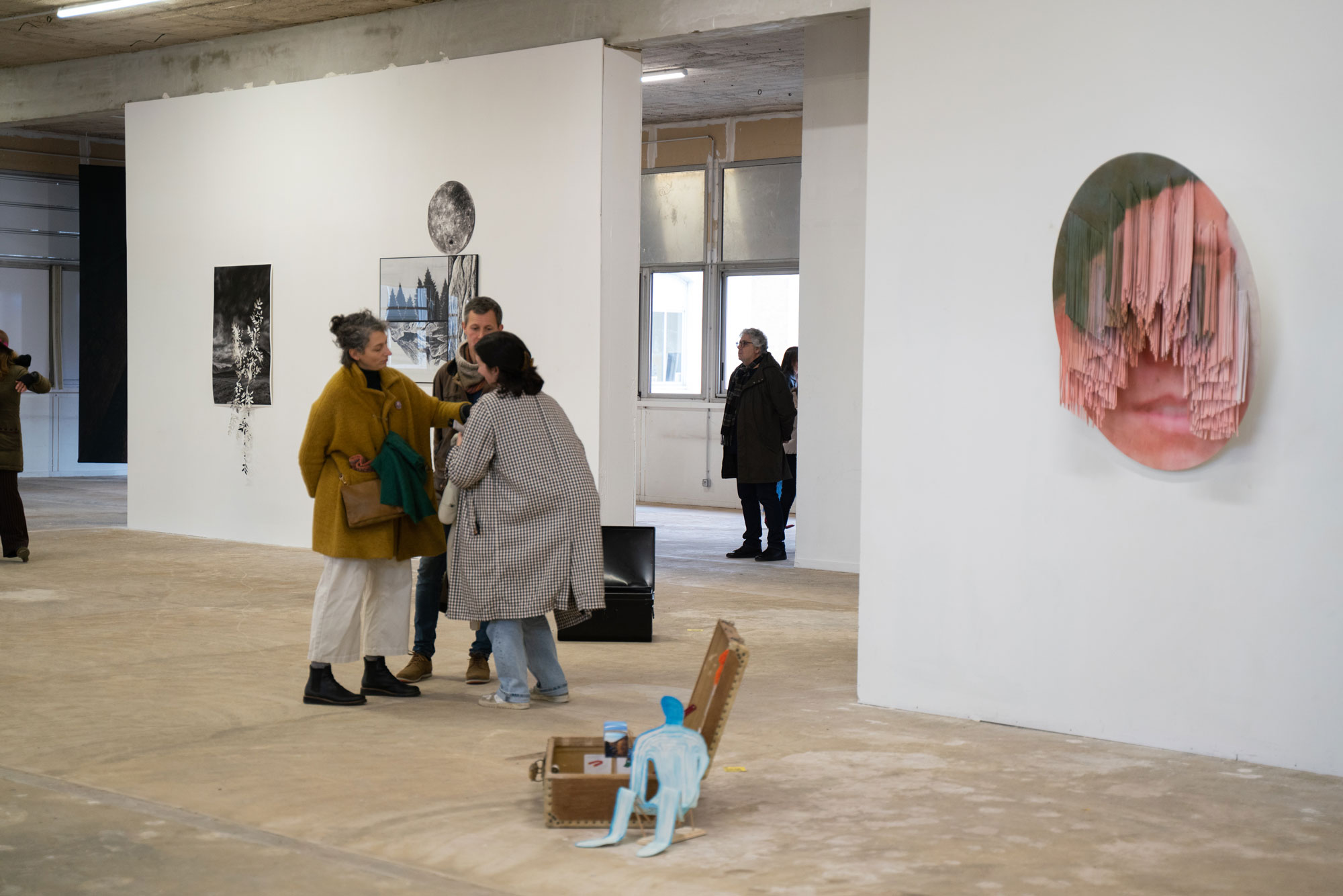 POUSH accueille et accompagne des artistes, programme des expositions et des événements dans une ancienne tour de bureaux à la Porte Pouchet à Clichy (©Ismaël Bazri)